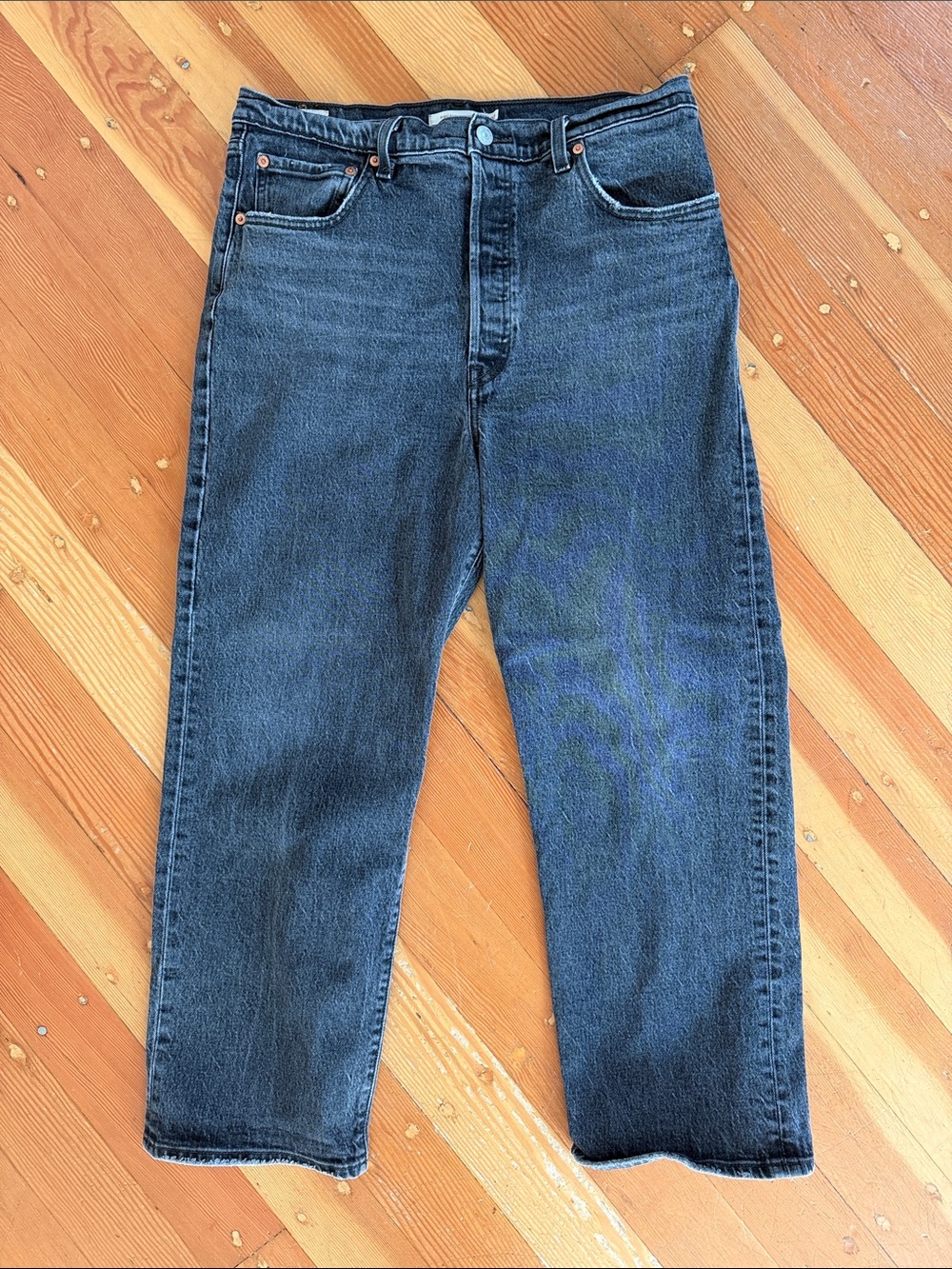 Levi’s Ribcage‎ Straight Premium Jeans 32